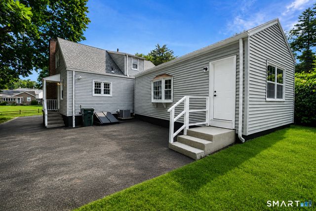 162 Forest Street, Hamden, CT 06518