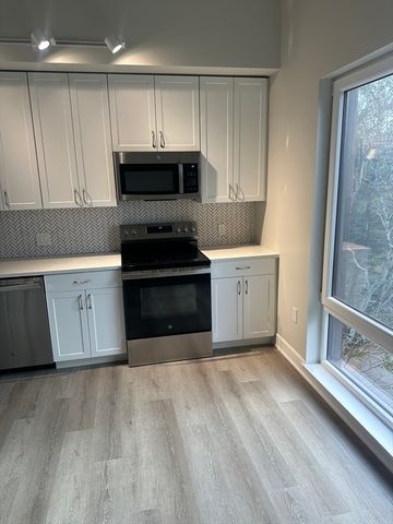 133 Salem St 407, Revere, MA 02151