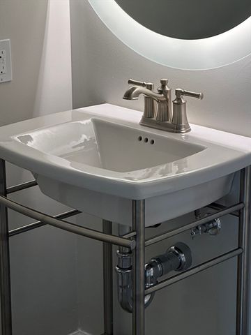 133 Salem St 407, Revere, MA 02151