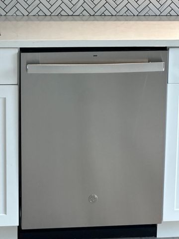 133 Salem St 407, Revere, MA 02151