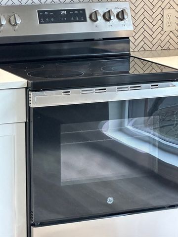 133 Salem St 407, Revere, MA 02151