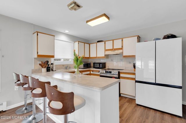 1 Speighstown Place, Toms River, NJ 08757