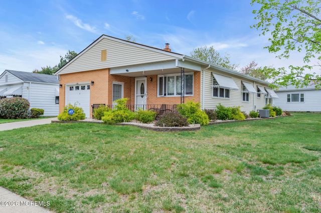 1 Speighstown Place, Toms River, NJ 08757