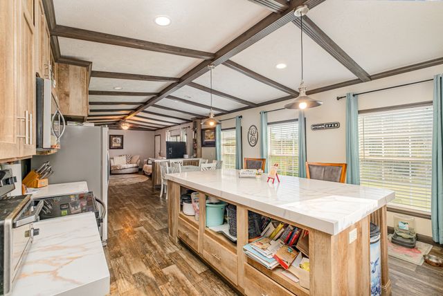 1241 Littleton Ranch Rd, Castalian Springs, TN 37031