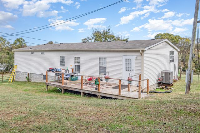 1241 Littleton Ranch Rd, Castalian Springs, TN 37031
