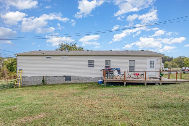 1241 Littleton Ranch Rd, Castalian Springs, TN 37031