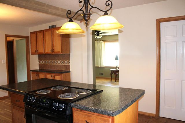 1707 7th Street NE, Rochester, MN 55906