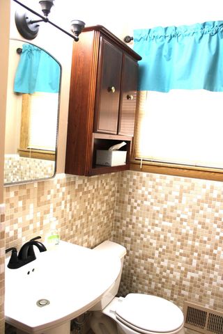 1707 7th Street NE, Rochester, MN 55906