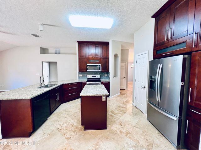 1585 E WINDY WILLOW Drive, St. Augustine, FL 32092