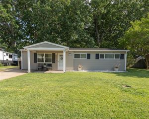 4306 Onawa LN, Chesapeake, VA 23325
