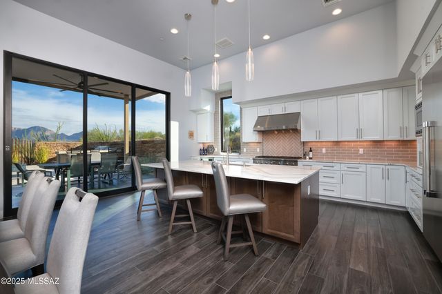 14057 N Flint Peak Drive, Tucson, AZ 85755