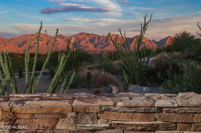 14057 N Flint Peak Drive, Tucson, AZ 85755