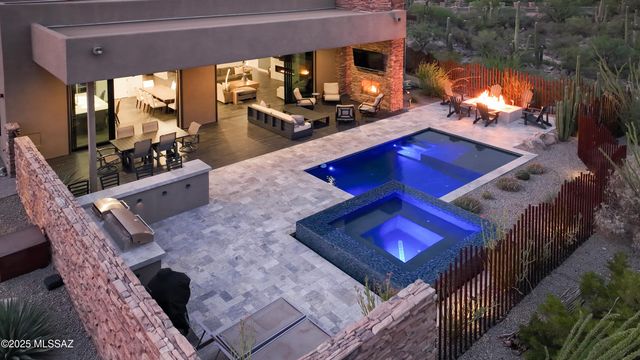 14057 N Flint Peak Drive, Tucson, AZ 85755