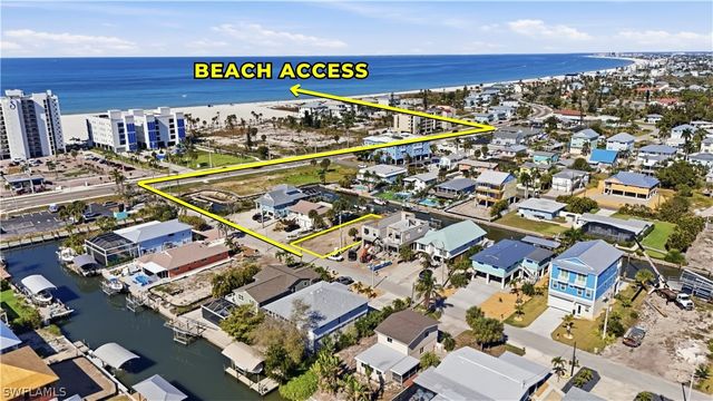 129 Curlew ST, Fort Myers Beach, FL 33931