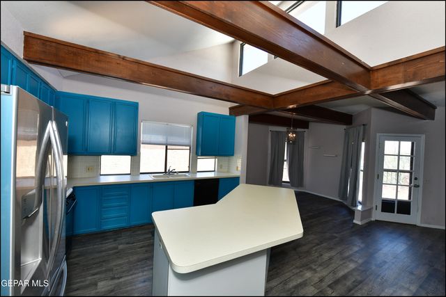 3212 Canyon Point Lane, El Paso, TX 79904