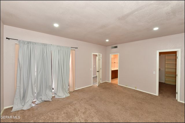 3212 Canyon Point Lane, El Paso, TX 79904