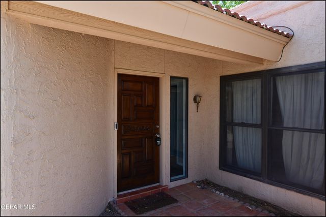 3212 Canyon Point Lane, El Paso, TX 79904