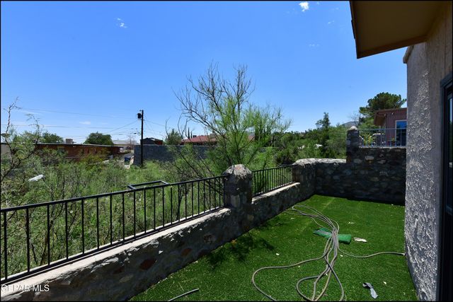 3212 Canyon Point Lane, El Paso, TX 79904