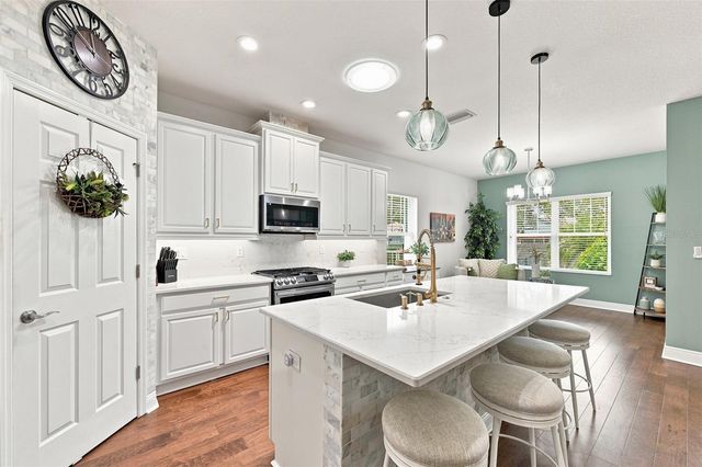 6517 NESTALL COURT, Apollo Beach, FL 33572