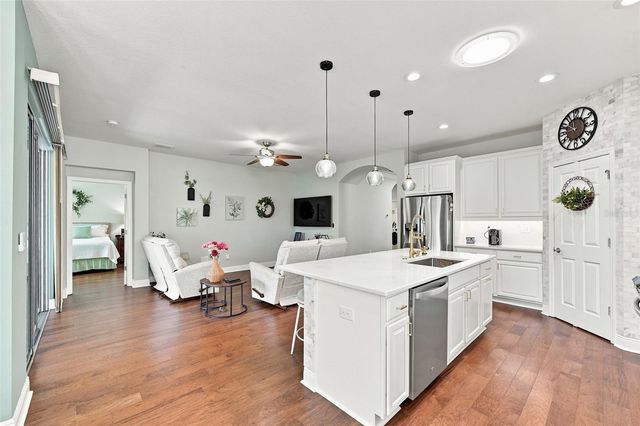 6517 NESTALL COURT, Apollo Beach, FL 33572