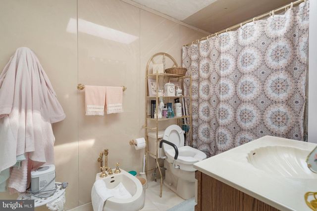 500 S CLINTON ST, Baltimore, MD 21224