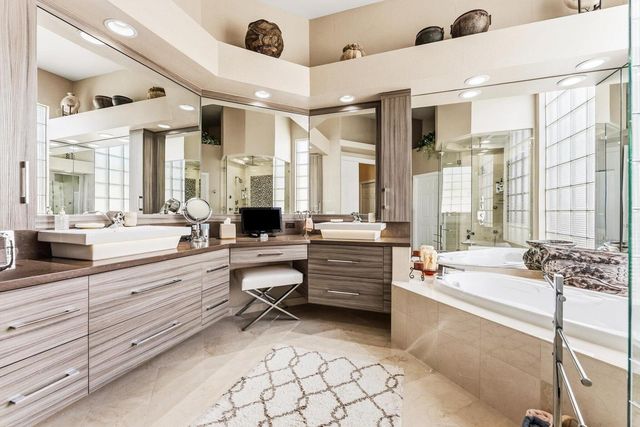 6533 Somerset Circle, Boca Raton, FL 33496