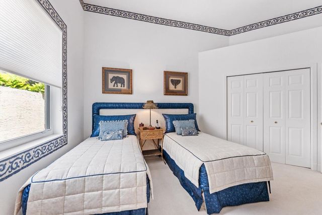 6533 Somerset Circle, Boca Raton, FL 33496