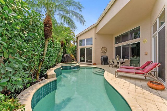 6533 Somerset Circle, Boca Raton, FL 33496