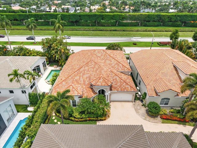 6533 Somerset Circle, Boca Raton, FL 33496