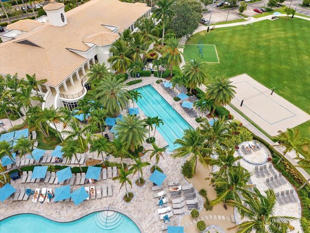 6533 Somerset Circle, Boca Raton, FL 33496