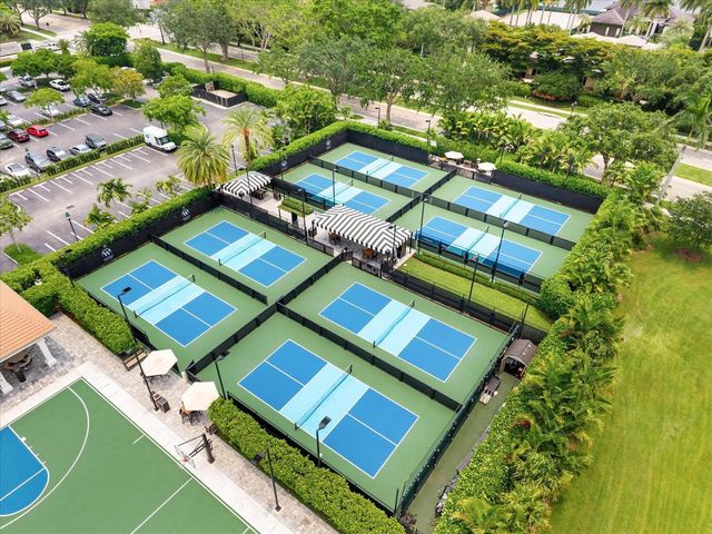 6533 Somerset Circle, Boca Raton, FL 33496