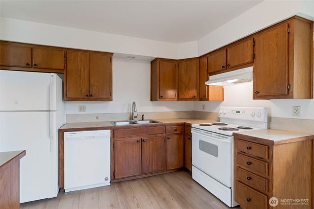 2815 - 2817 NE 7th Street, Renton, WA 98056