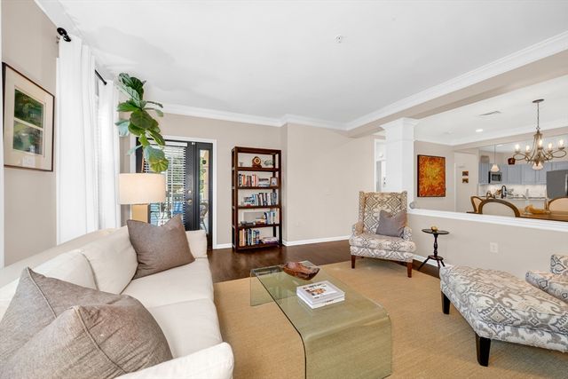 174 Haverhill St 314, Andover, MA 01810