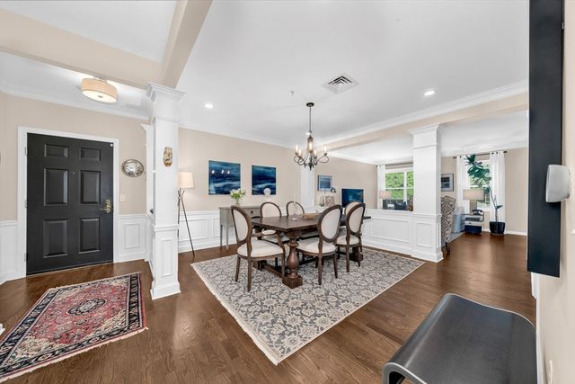 174 Haverhill St 314, Andover, MA 01810