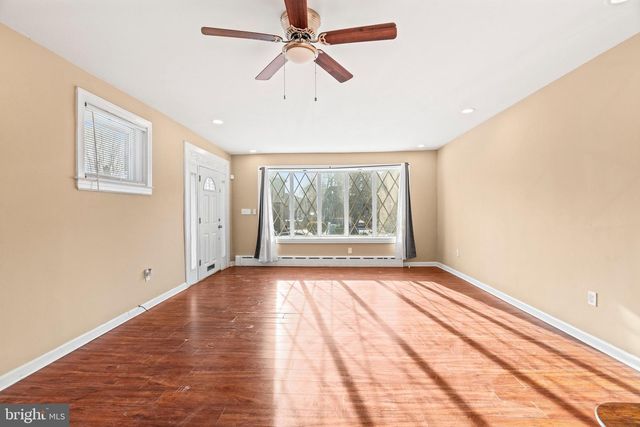 8218 CRAIG ST, Philadelphia, PA 19136