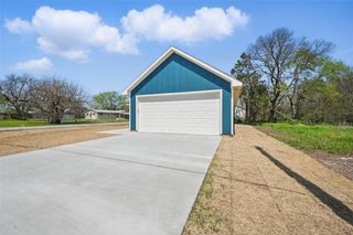 404 E Locust, Leonard, TX 75452