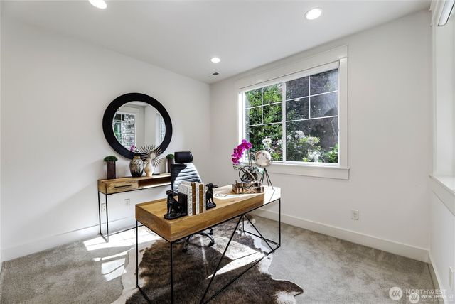 9818 NE 24th Street, Bellevue, WA 98004