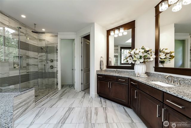 9818 NE 24th Street, Bellevue, WA 98004