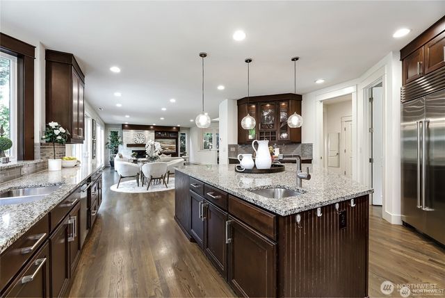 9818 NE 24th Street, Bellevue, WA 98004