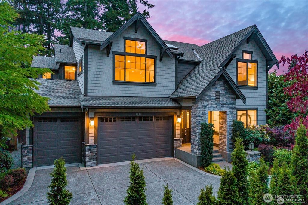 9818 NE 24th Street, Bellevue, WA 98004