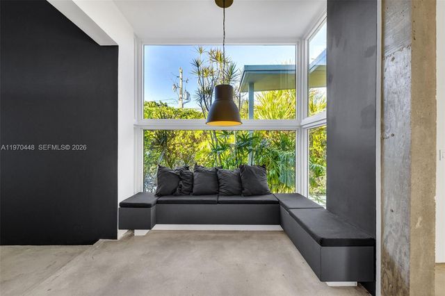 6014 SW 22nd St, Miami, FL 33155