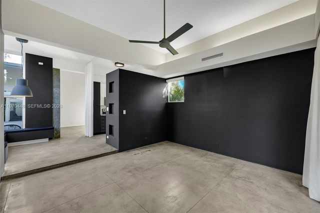 6014 SW 22nd St, Miami, FL 33155