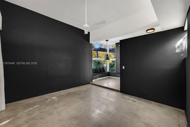 6014 SW 22nd St, Miami, FL 33155