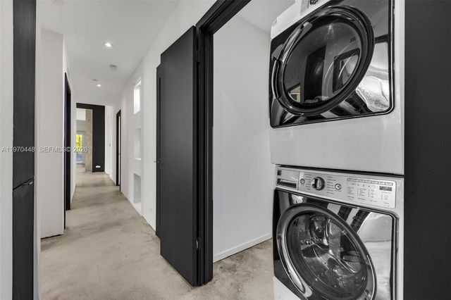 6014 SW 22nd St, Miami, FL 33155