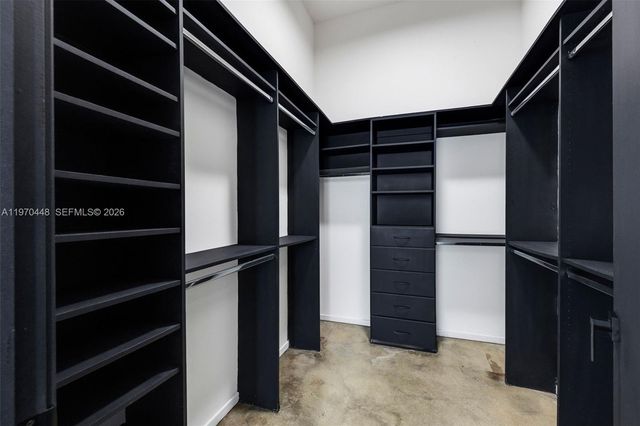 6014 SW 22nd St, Miami, FL 33155