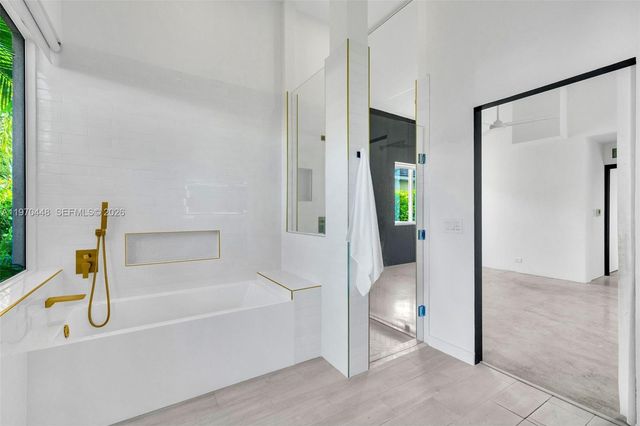 6014 SW 22nd St, Miami, FL 33155