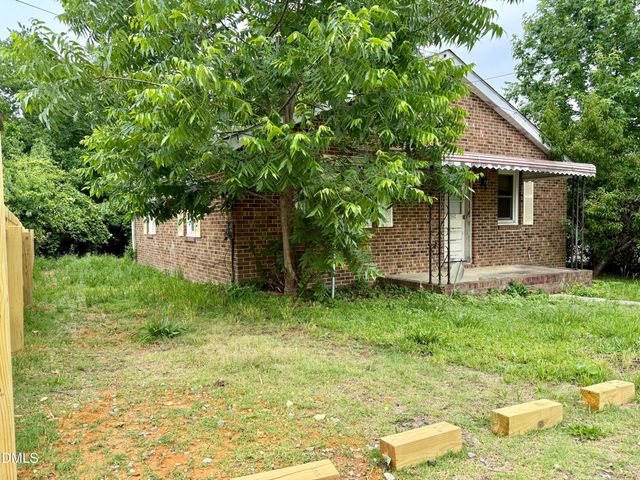 502 1st Street, Apex, NC 27502
