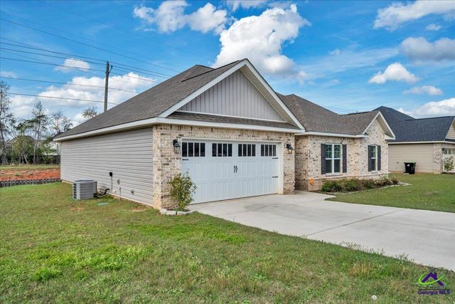 629 Broderick, Warner Robins, GA 31088