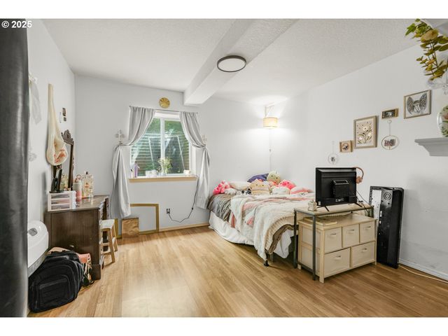 731 Se FOREST GLEN Rd, Estacada, OR 97023