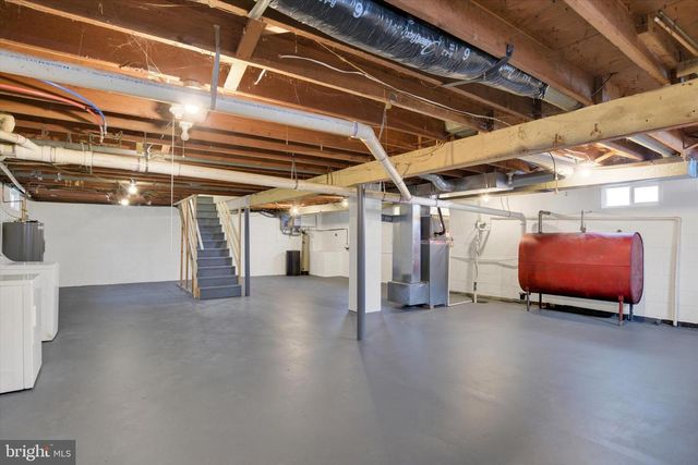 127 LAKEVIEW DR, Carlisle, PA 17013